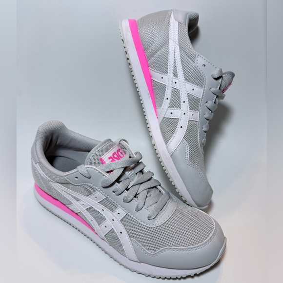 Asics Shoes - ASICS Women’s Size 8 Gray Pink Sneakers Excellent Condition
